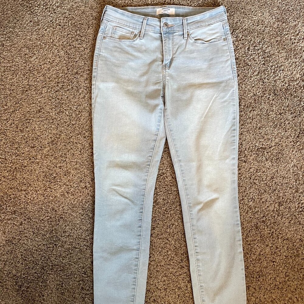 Denizen by Levi's Mid-Rise Skinny Light/Acid-Wash Jeans - 4L